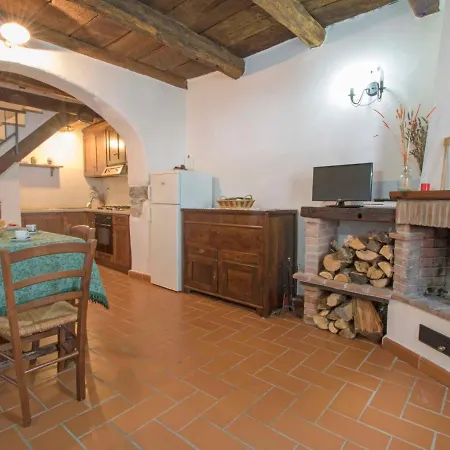 Appartement Quadrifoglio By Interhome